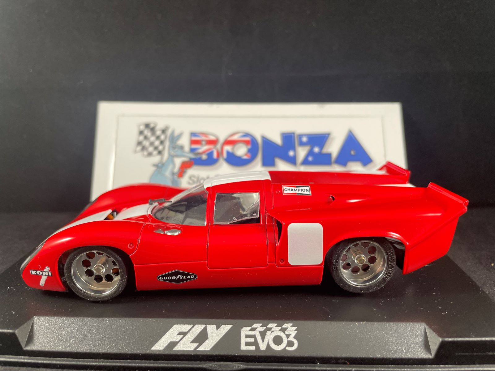 R2007R1 FLY EVO LOLA T70 RED 1:32 SLOT CAR - Bonza Slot Cars and