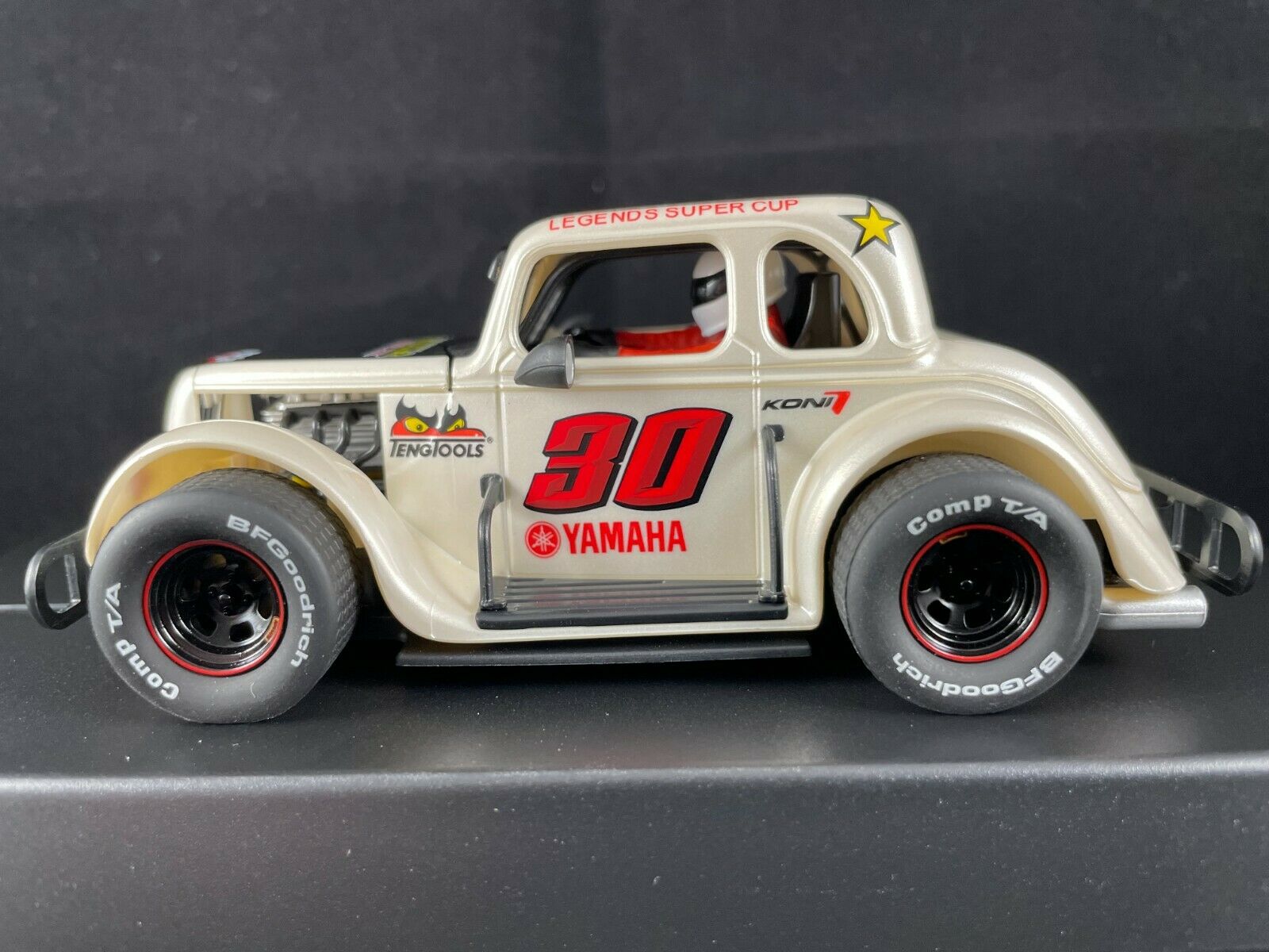 PIONEER SLOT CARS 132 Archives Page 2 of 2 Bonza Slot Cars and Hobbies