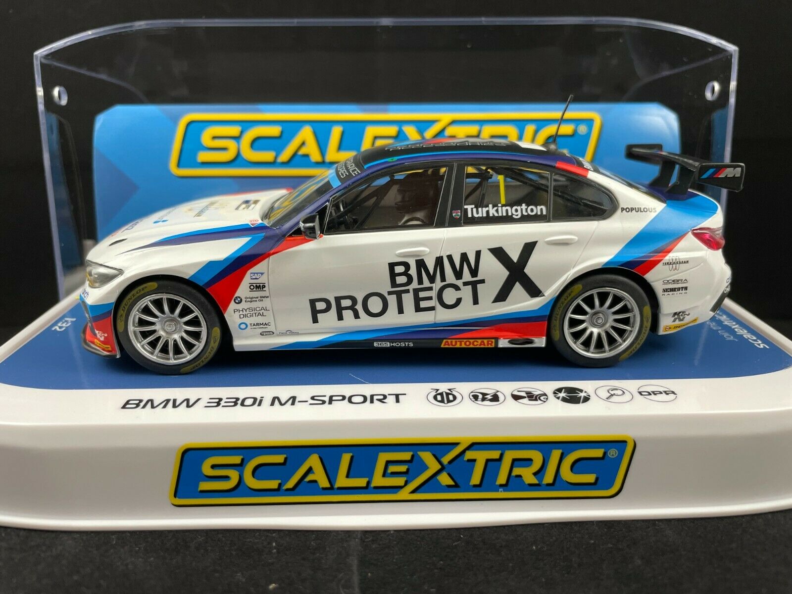 scalextric bmw