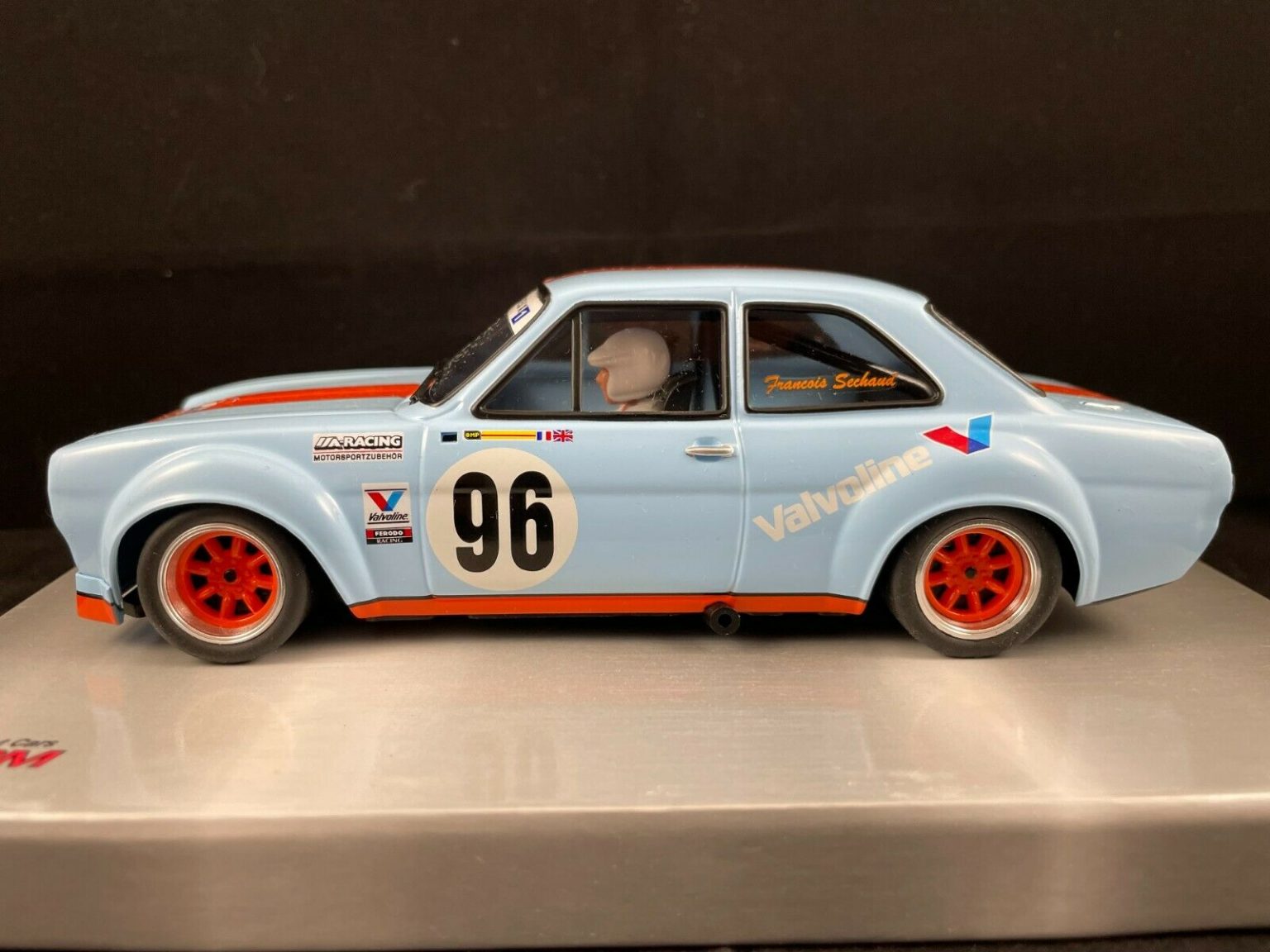 BRM127 FORD ESCORT MK1 GULF / VALVOLINE #96 1:24 SCALE SLOT CAR - Bonza ...