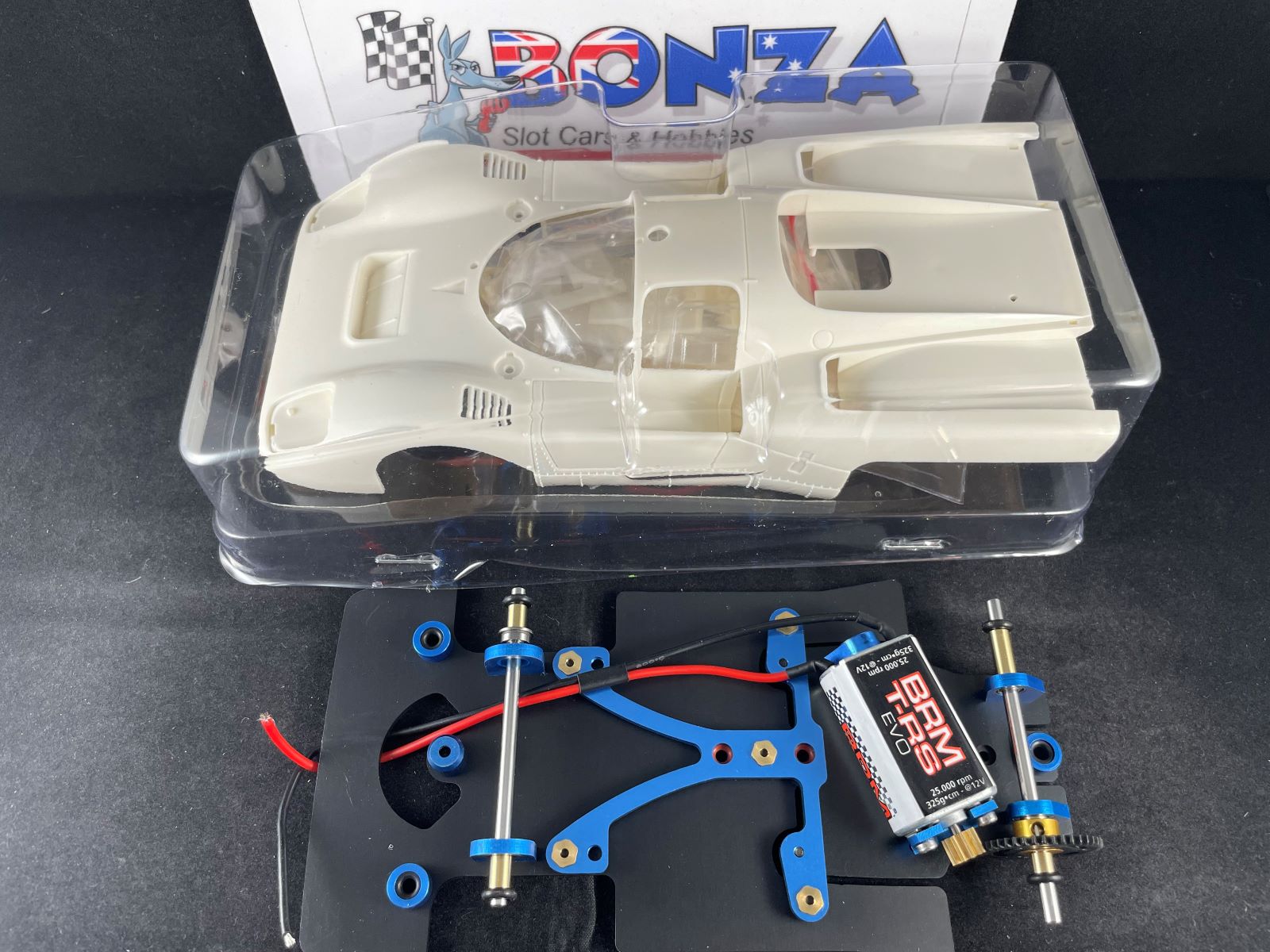 BRM037-K2 BRM FERRARI 512M COMPLETE WHITE RACING KIT 1:24 SCALE SLOT CAR