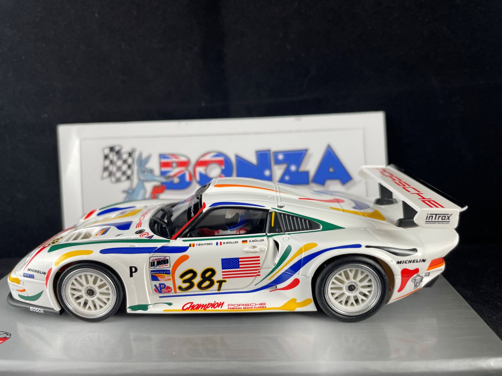RS0307 REVO SLOT PORSCHE 911 GT1 CHAMPION MOTORS #38 1:32 SLOT CAR