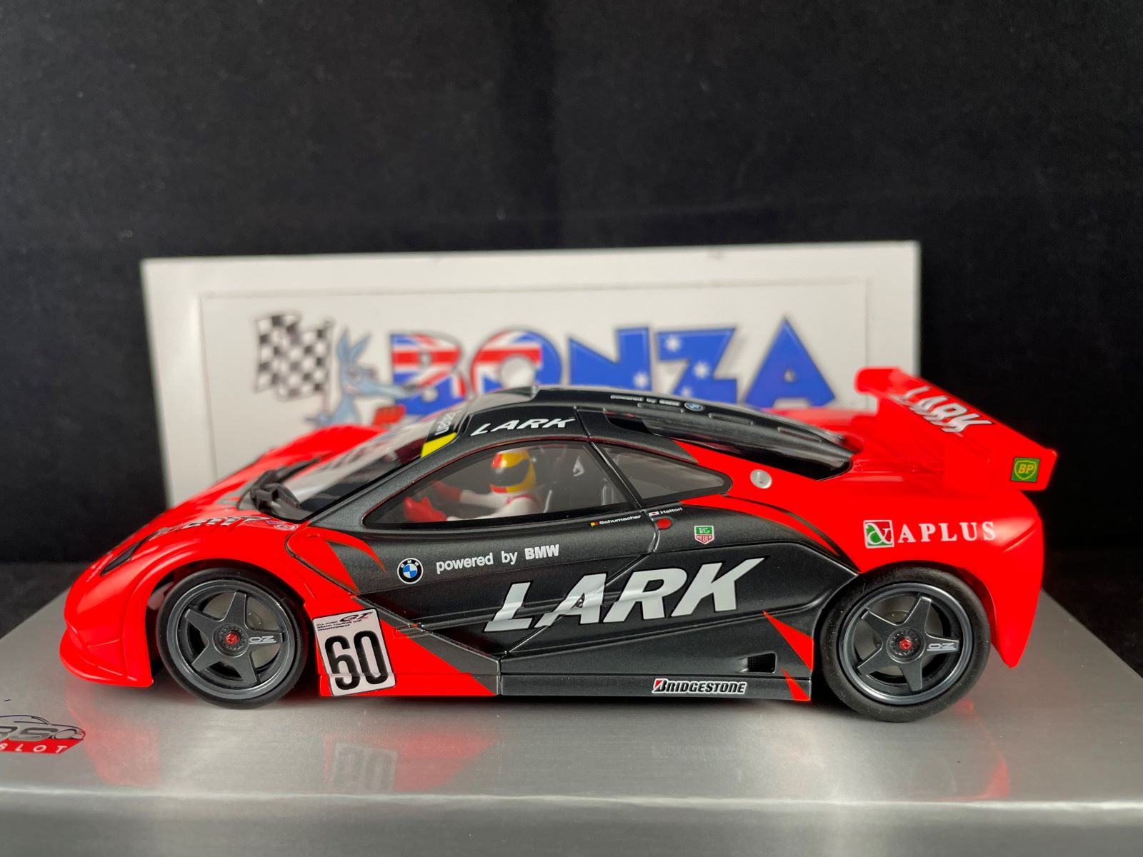 RS0309 REVO SLOT MCLAREN F1 GTR LARK #60 1:32 SLOT CAR