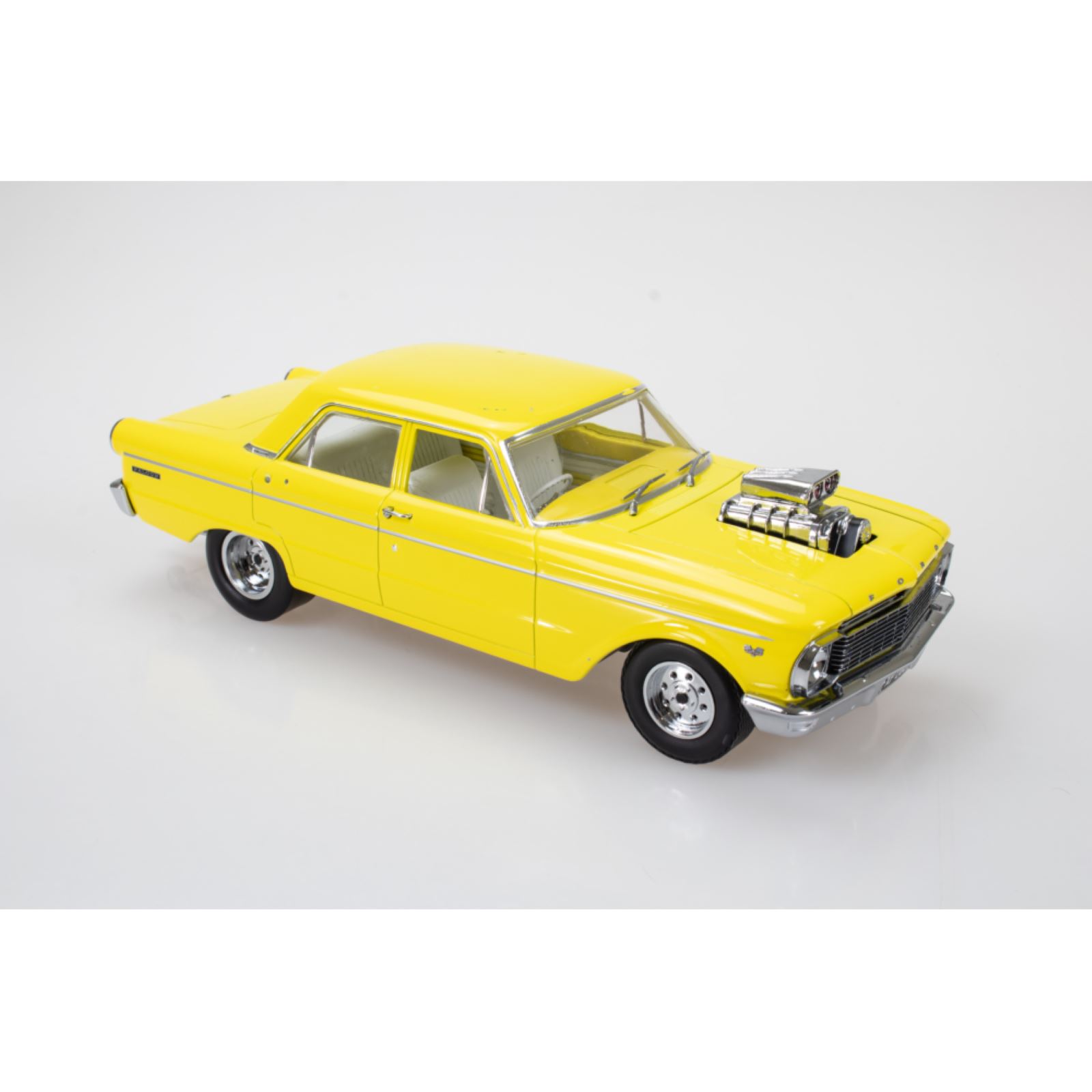 DDA004 COLLECTABLES 1965 FORD XP FALCON DRAG CAR 1:18 SCALE DIECAST MODEL