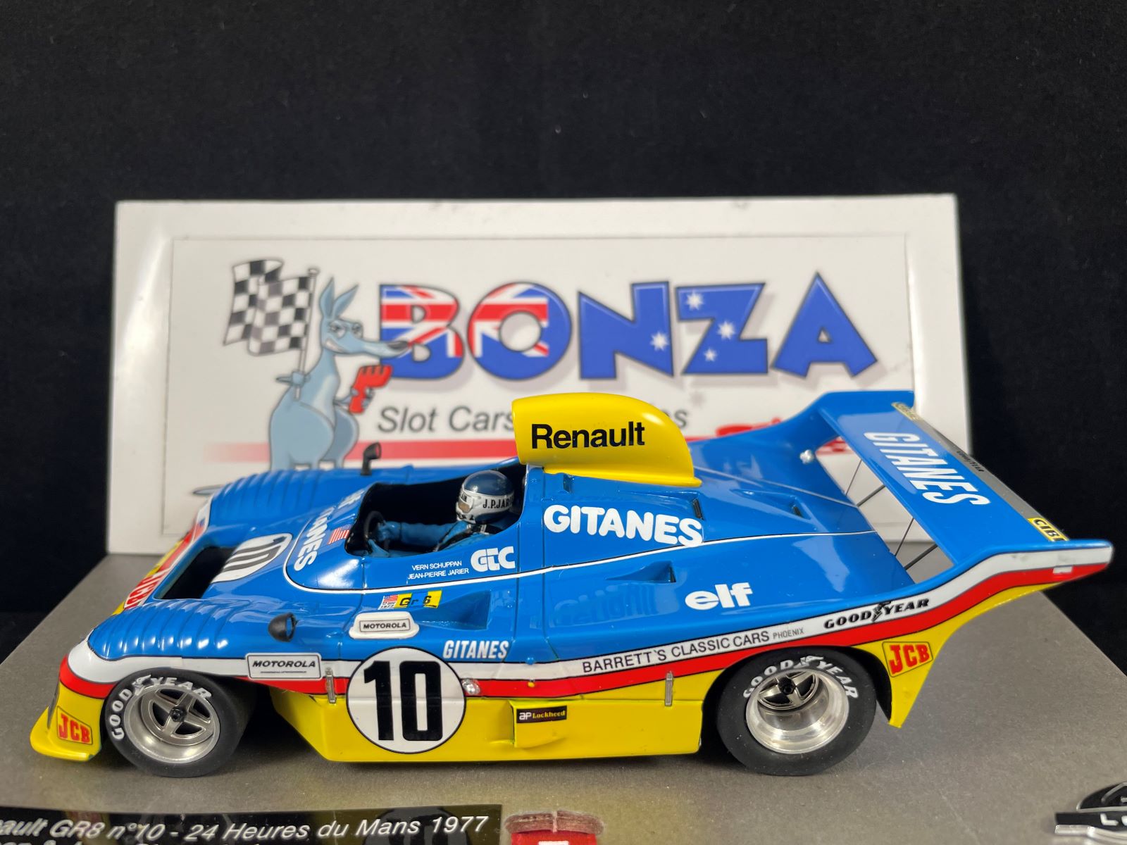 132073/10M LE MANS MINIATURES MIRAGE RENAULT  GR8 #10 LE MANS 1977 1:32 SCALE SLOT CAR