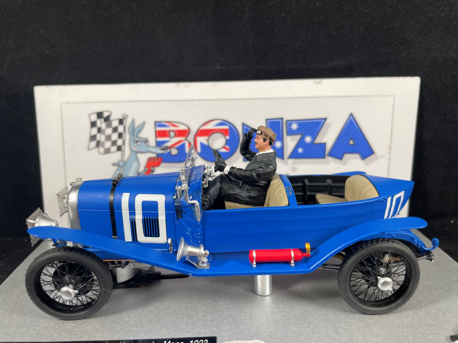 132100/10M LE MANS MINIATURES CHENARD & WALCKER #10 LE MANS 1923  1:32 SCALE SLOT CAR