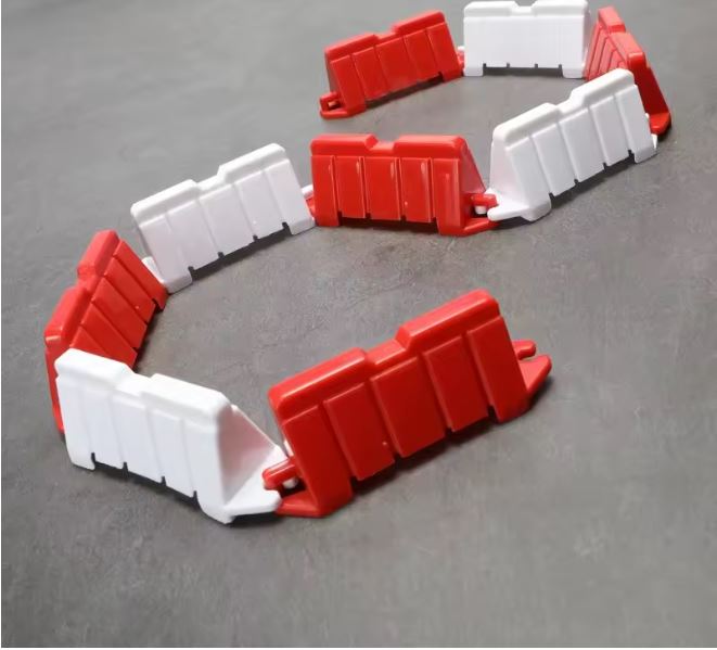 MINI ROAD BARRIERS 50 PIECES SUIT 1:32 & 1:24 SCALE TRACKS